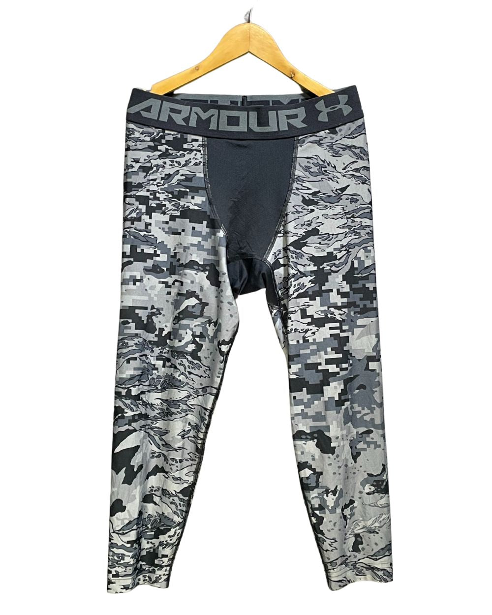 Under Armour Gray Sport Tights For Women Large | ThriftHub.pk