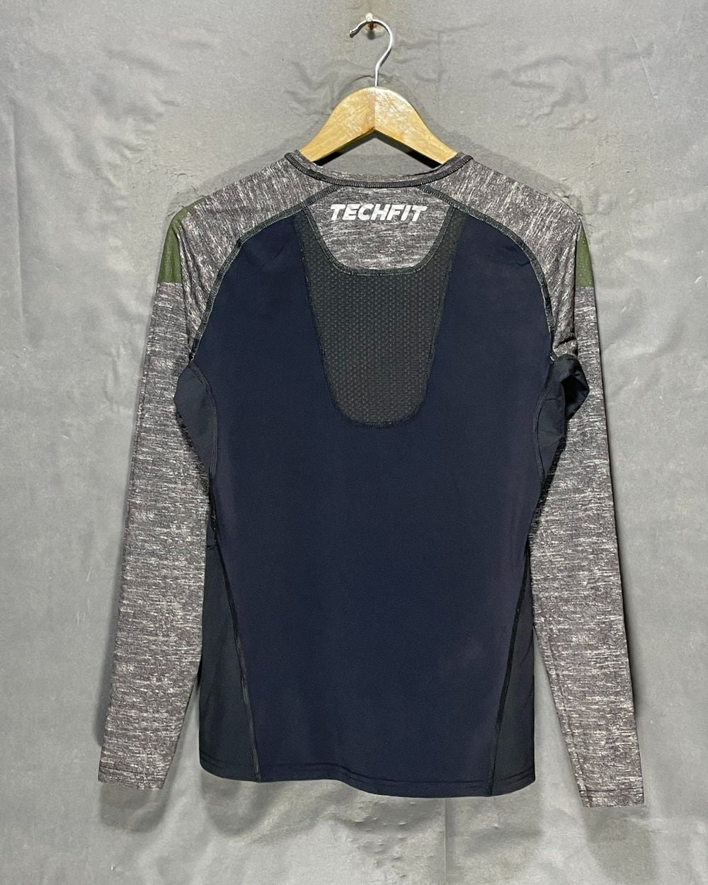 Adidas Black Sport T Shirt For Men Small