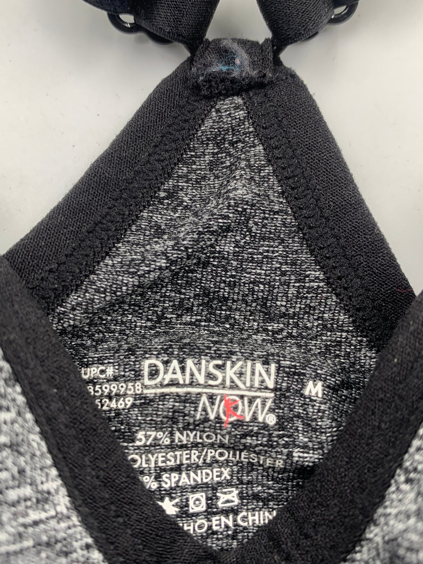 DanSkin Sports Bra For Women Medium