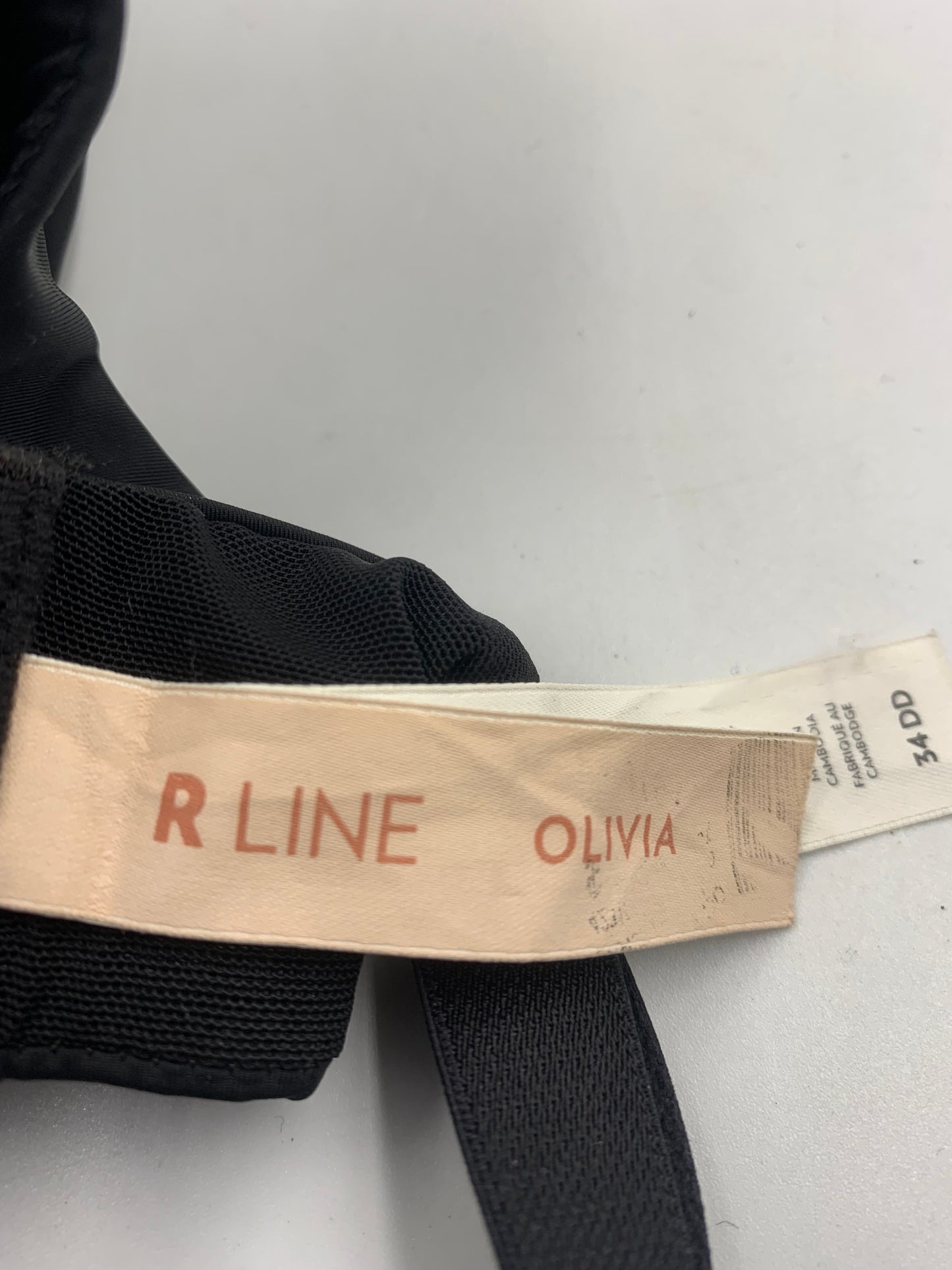 Skims Fits Sports Bra For Women Medium