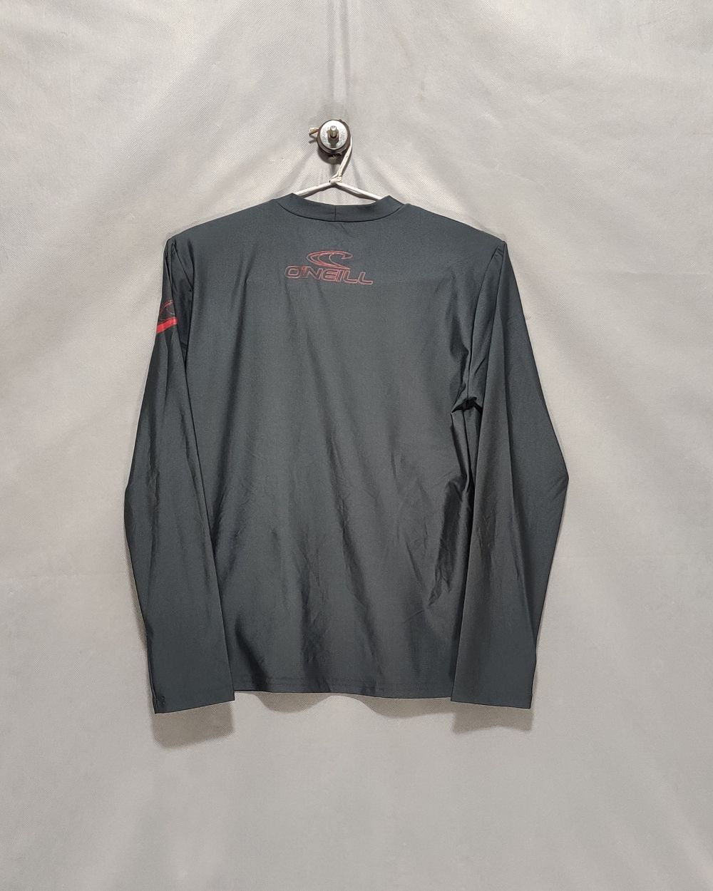 O'Neill Gray Sport T Shirt  For Men  X Small