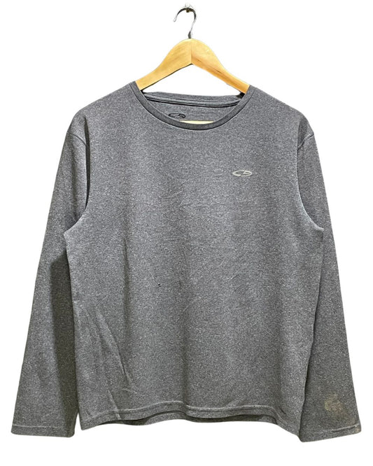 Champion Fear Sport T shirt For Women Medium | ThriftHub.pk