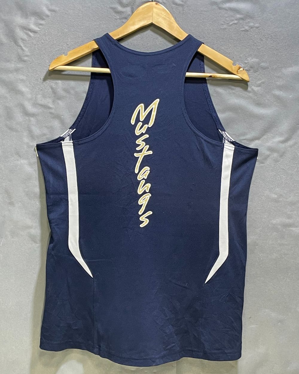 Under Armour Sport Blue Sando For Women Large | ThriftHub.pk