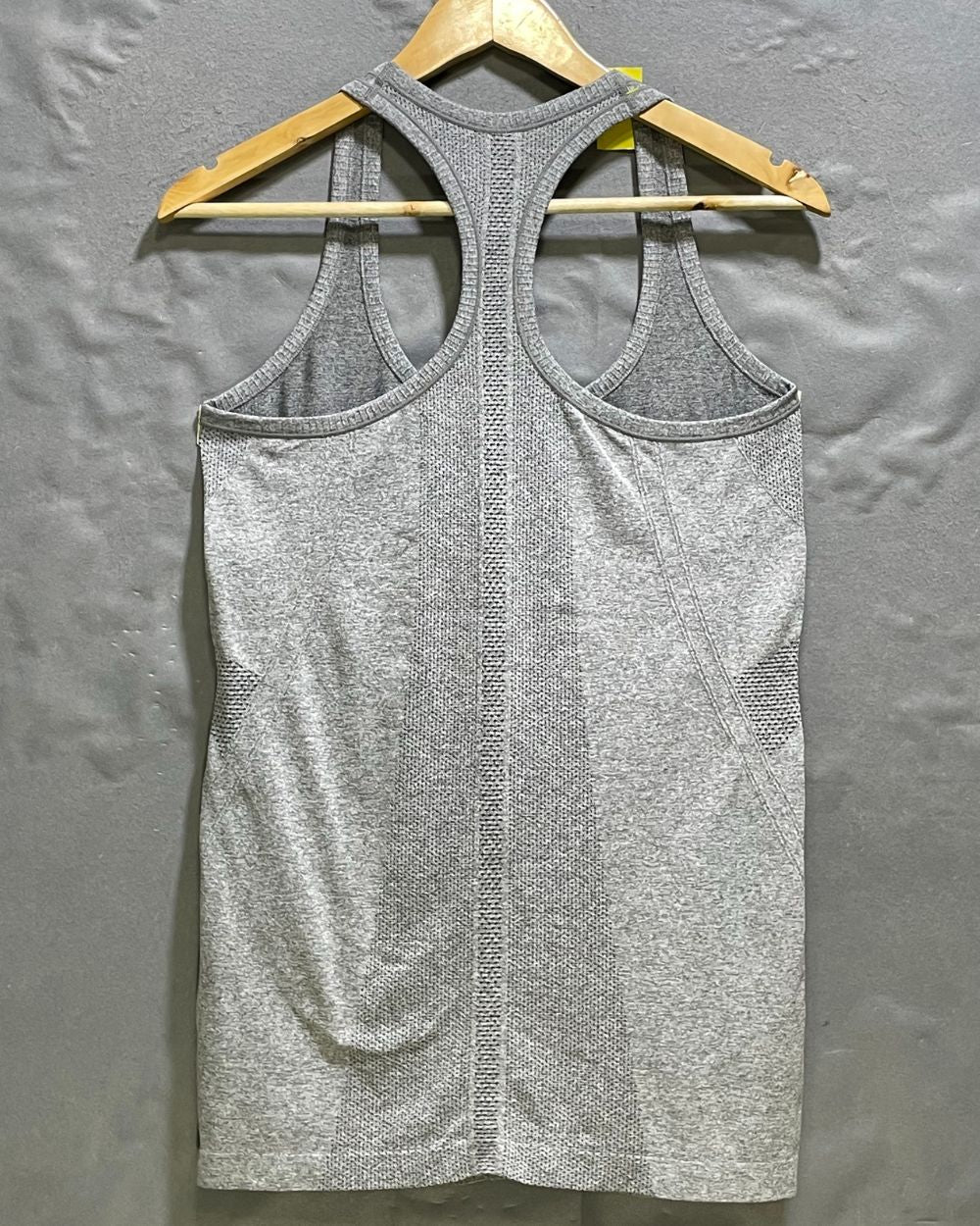 New Balance Black Sport T Shirt For Women Large | ThriftHub.pk