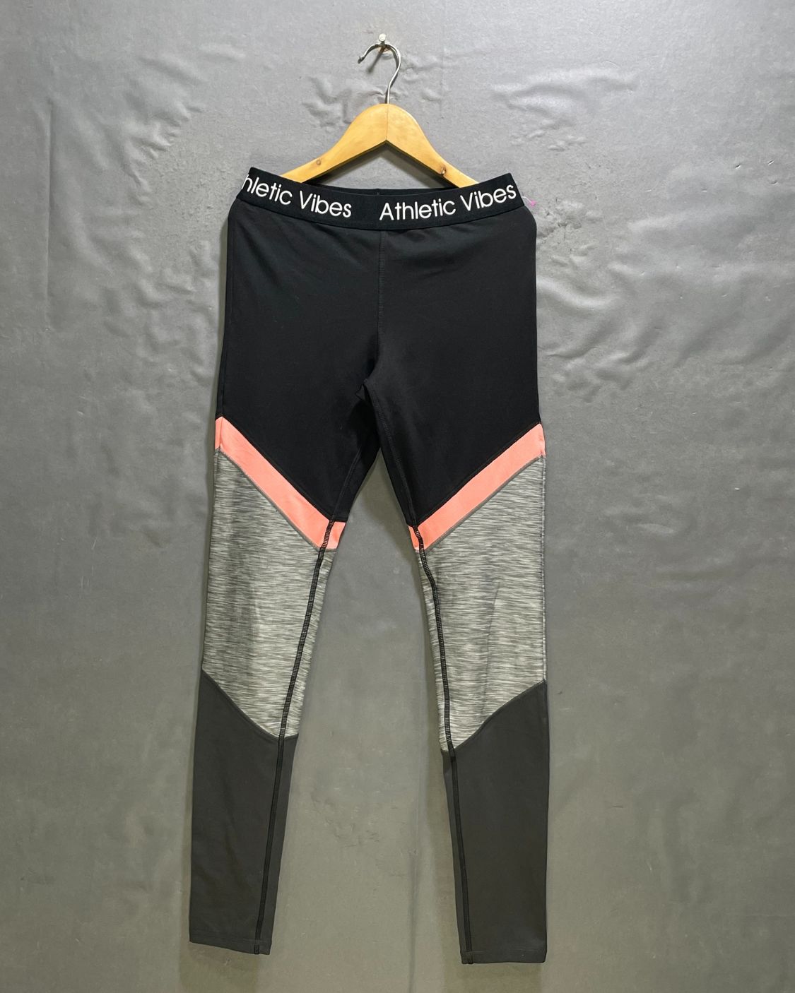 H&M Black Sport Tights For Women S | ThriftHub.pk
