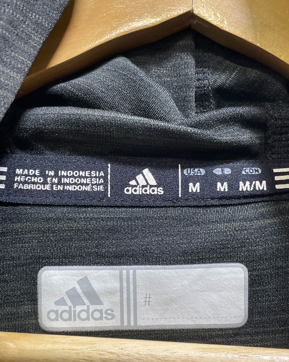 Adidas Black Sport Hood T shirt For Women M | ThriftHub.pk