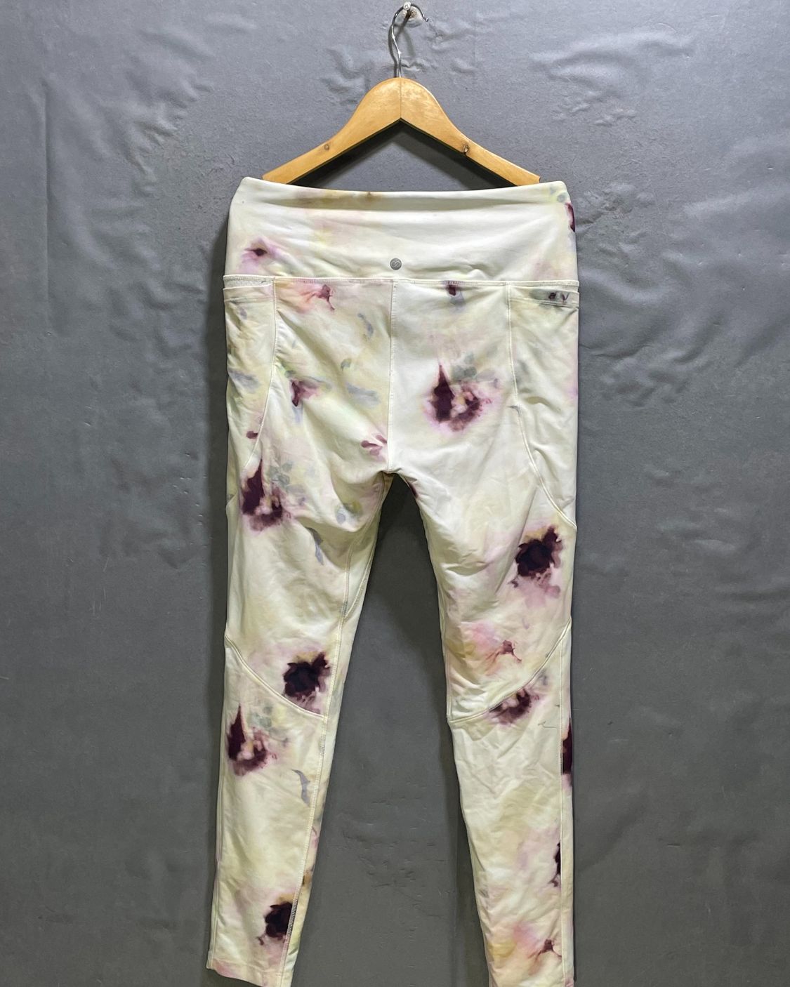 Calia White Sport Tights For Women Medium | ThriftHub.pk