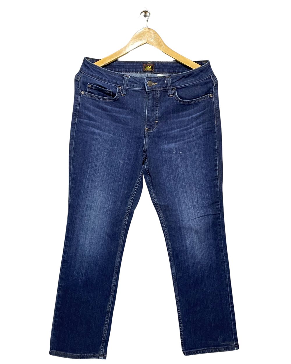Lee Blue Jeans For Women Medium | ThriftHub.pk