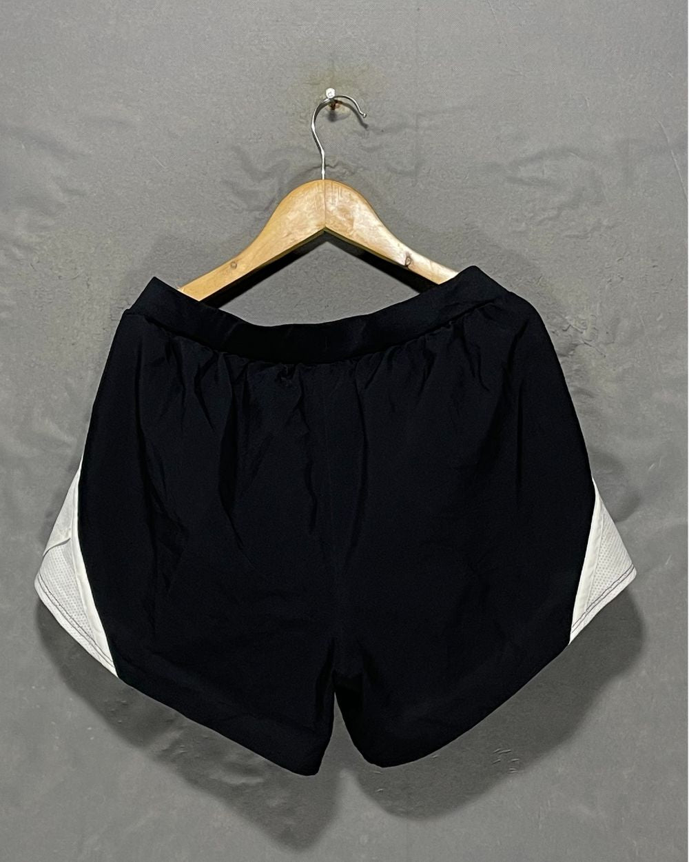 Under Armour Black Sport Short For Women Large | ThriftHub.pk