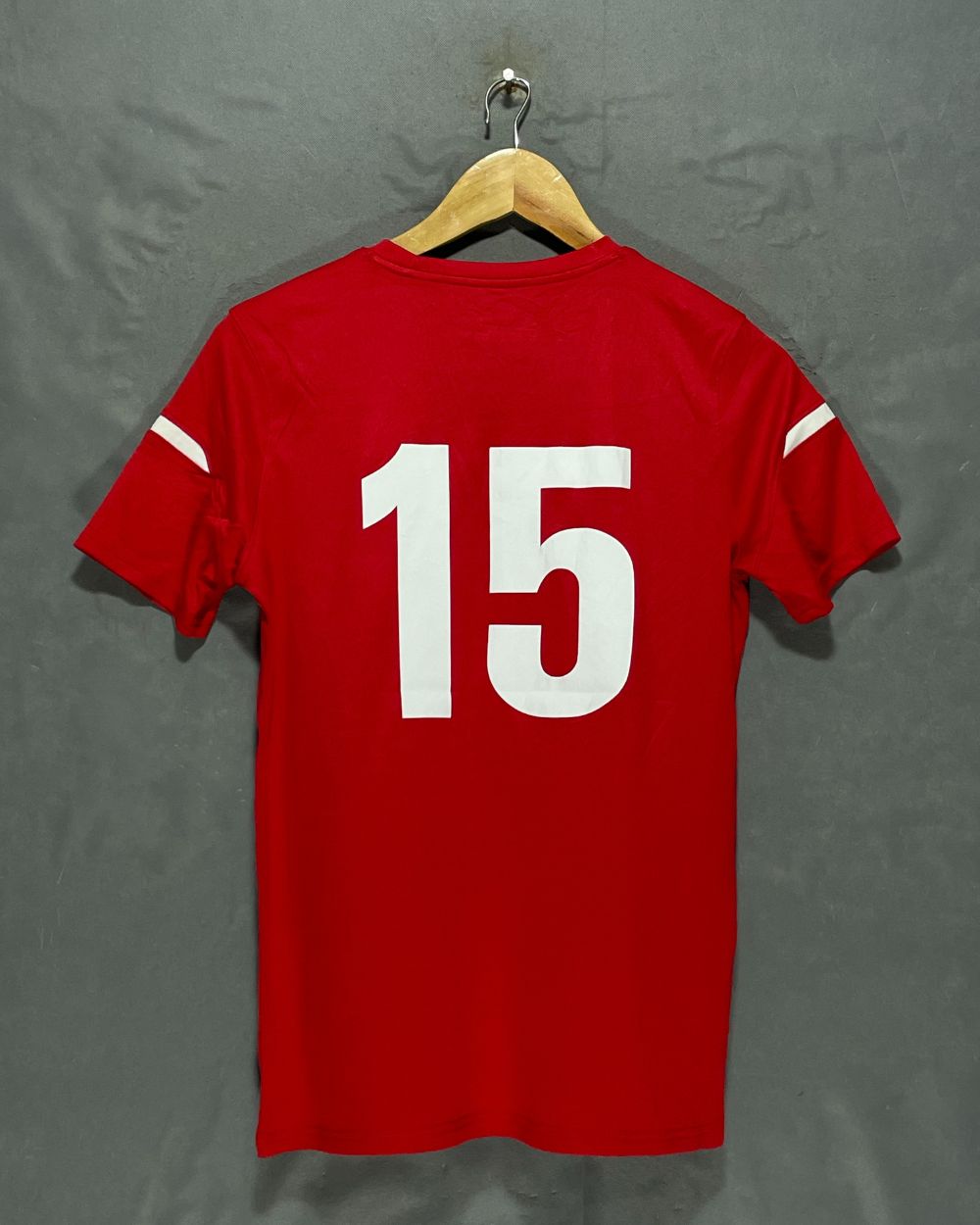 Under Armour Red Sport T Shirt For Women XL | ThriftHub.pk