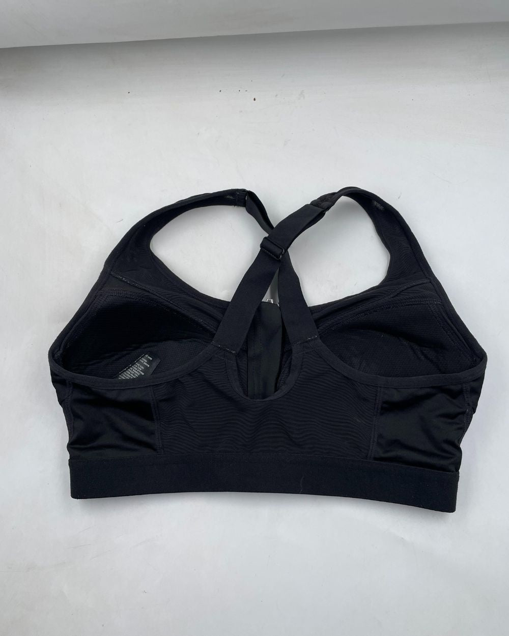 Avta Black Sport Bra For Women Medium