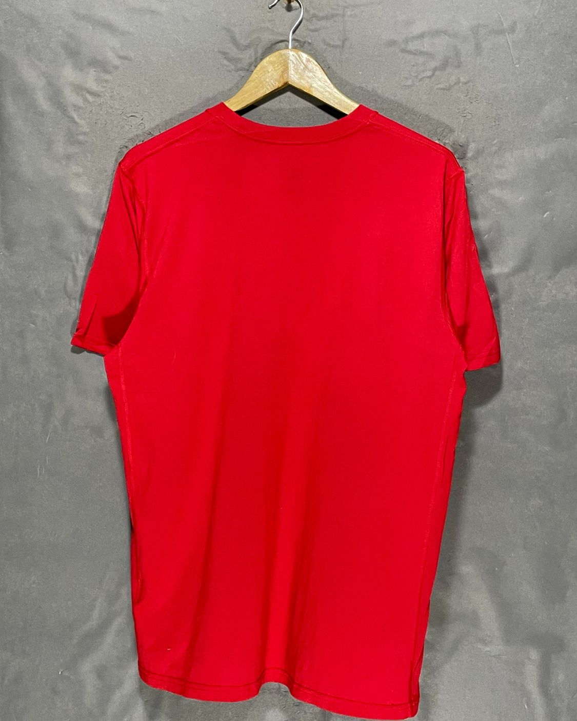 Nike Red Sport T Shirt  For Men L