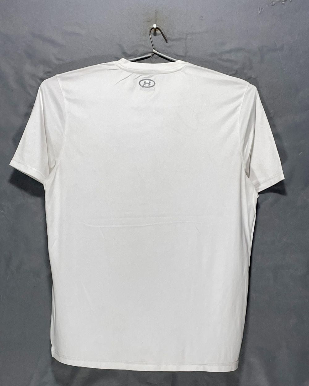 Under Armour White Sports T Shirt For Men M