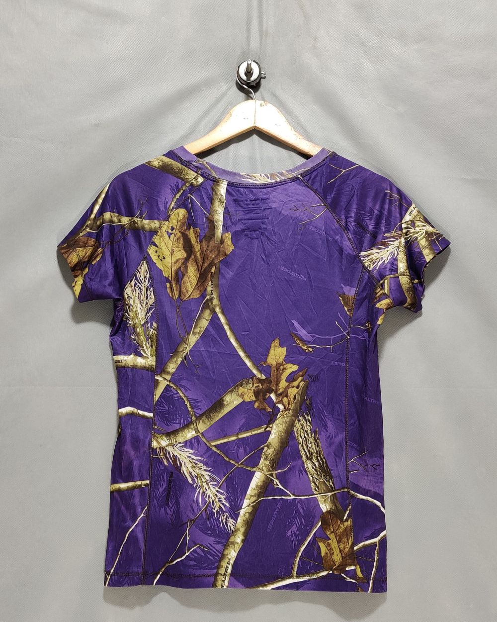 Realtree Purple Sport T Shirt For Women M