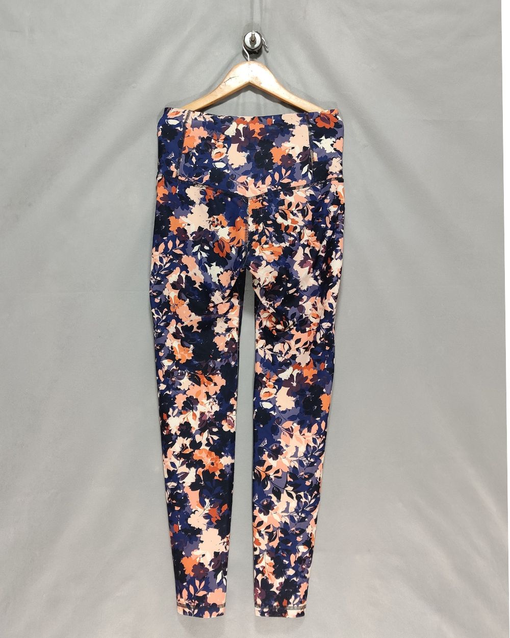 Old Navy Multi Sport Gym Tights For Women Medium