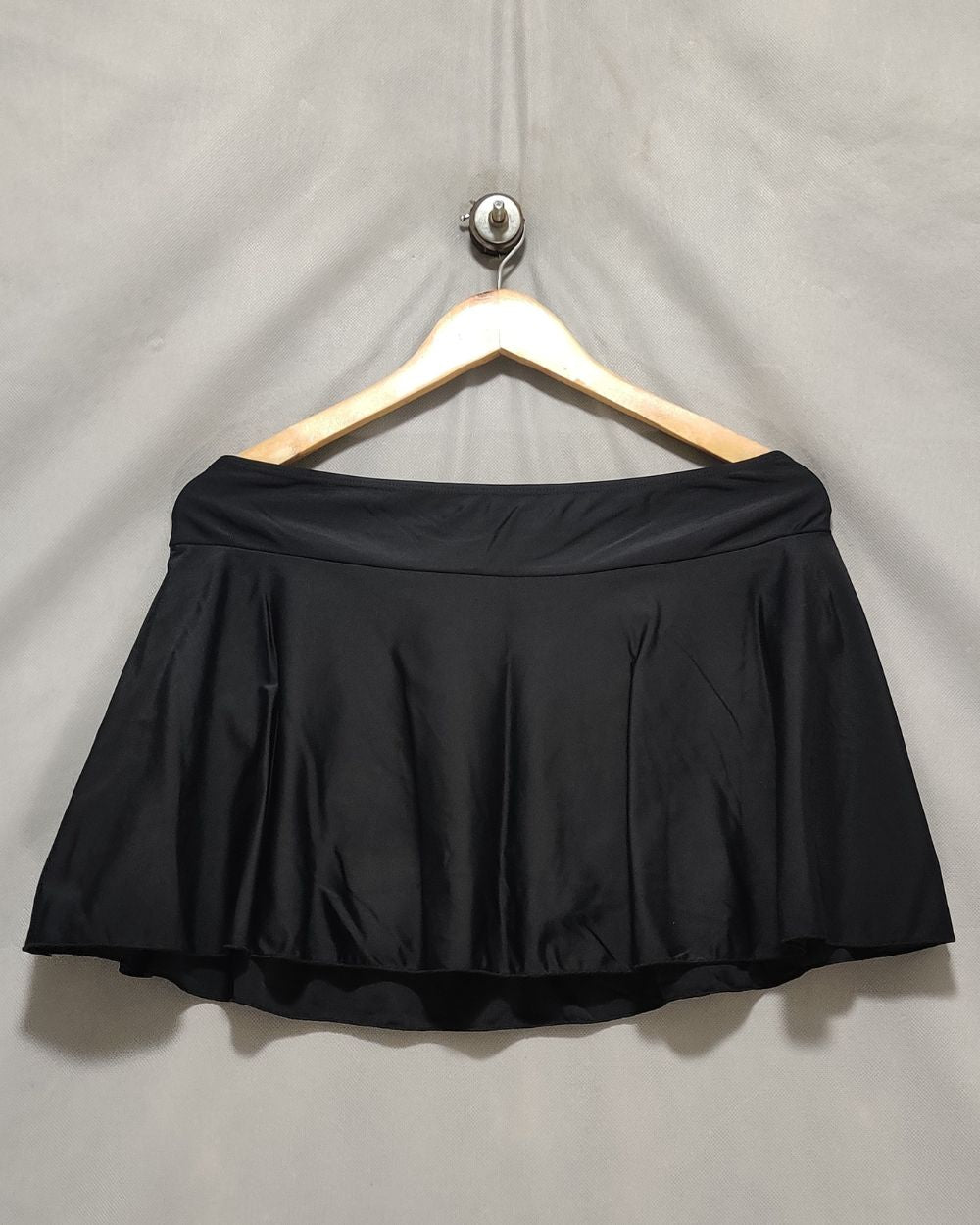 Thrift Hub Black Sport Short For Women Large