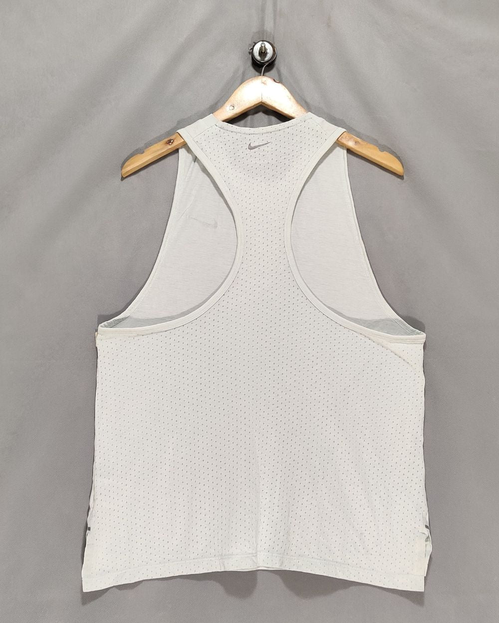Nike White Sport Vest T Shirt For Women Small