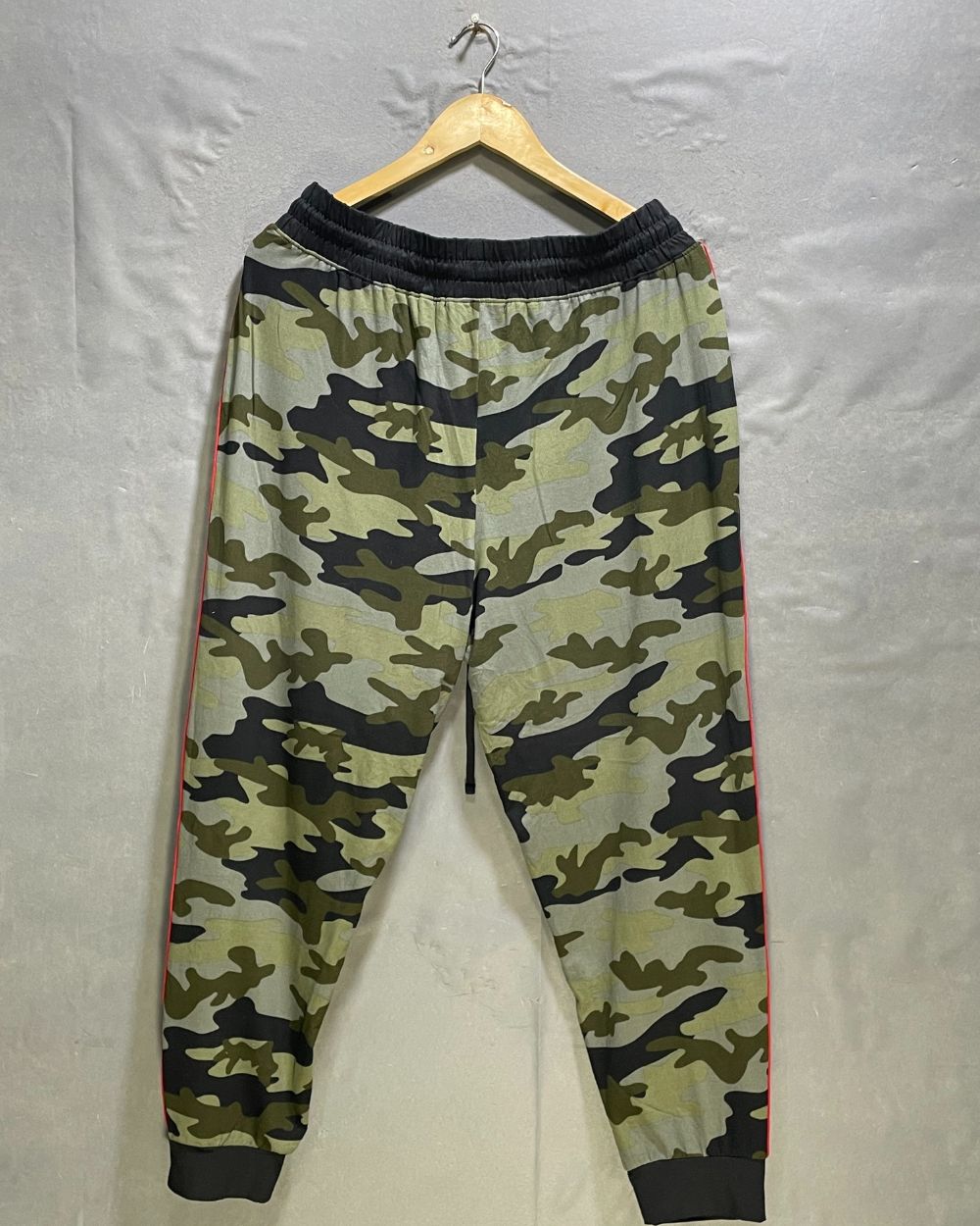 Eye Candy Camouflage Sport Trouser For Women XL | ThriftHub.pk