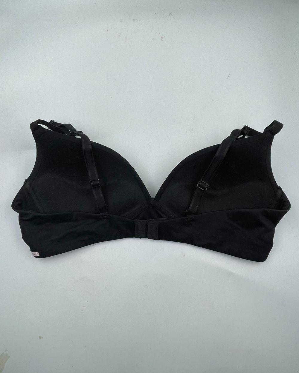 La Vie En Rose Black Sport Bra For Women Medium | ThriftHub.pk