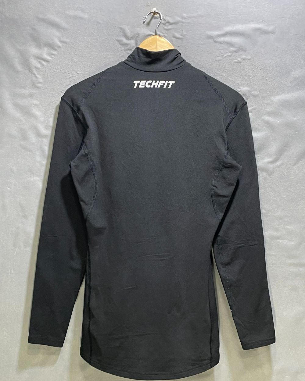 Adidas Black Sport T shirt For Women M | ThriftHub.pk