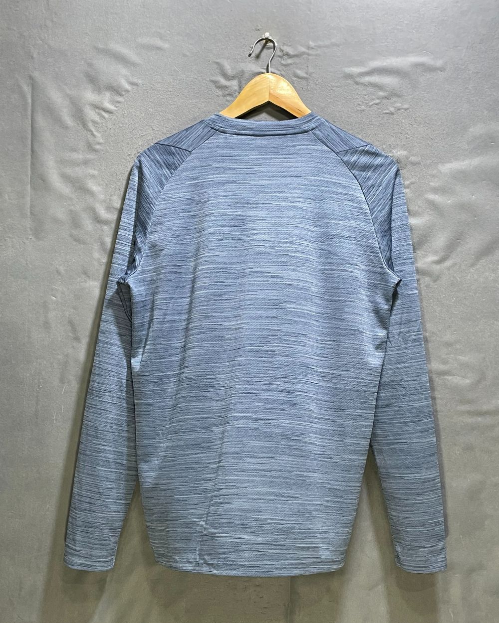 Adidas Gray Sport T shirt For Women M | ThriftHub.pk