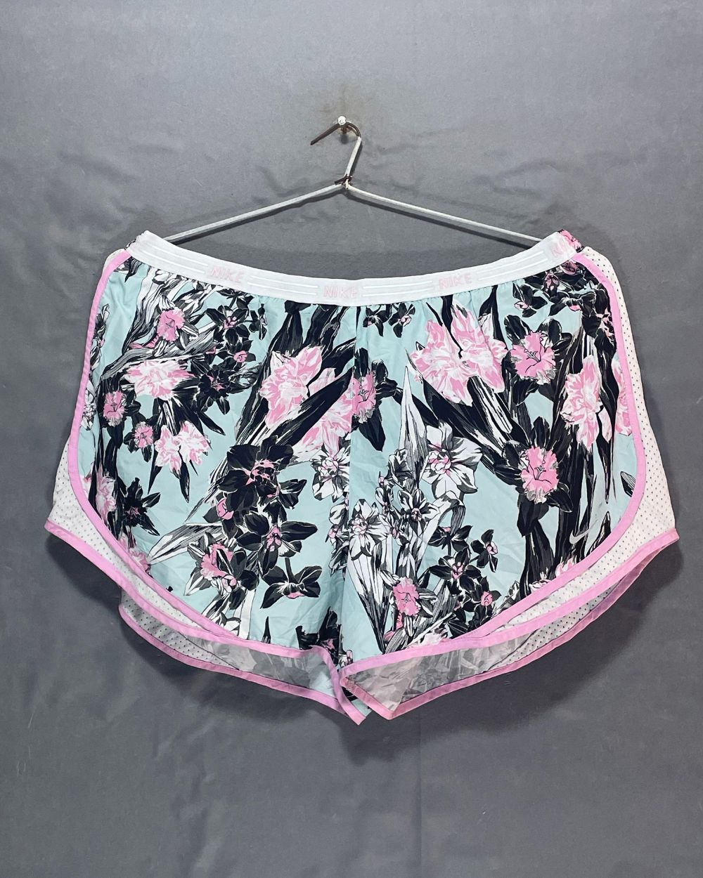 Nike Multi Parachute Short For Women XXL | ThriftHub.pk