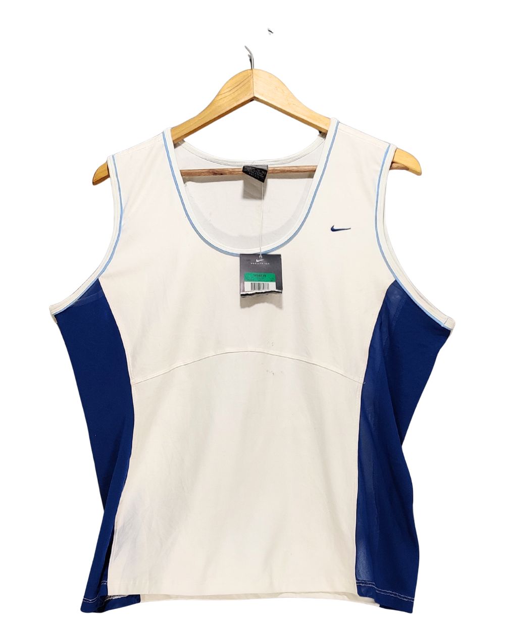 Nike White Sport Vest T Shirt For Girl 18 Years