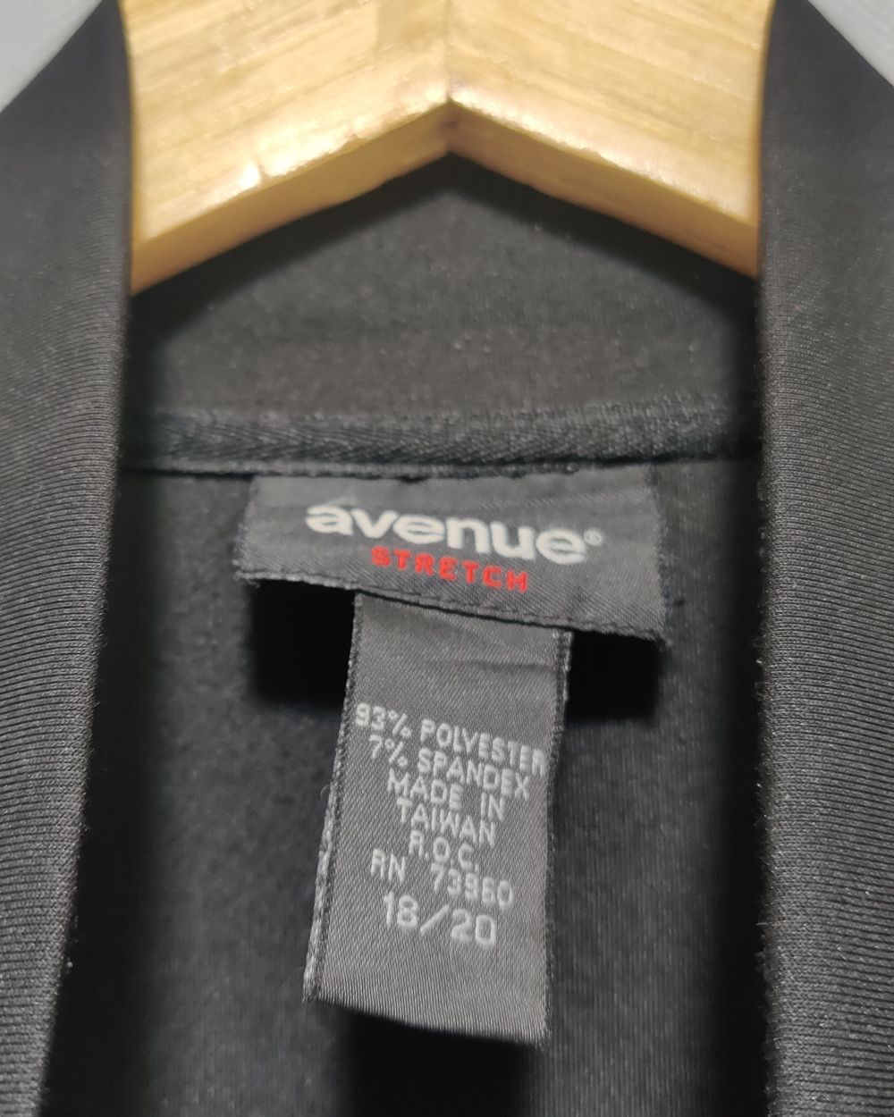 Avenue Black Zipper For Women XL