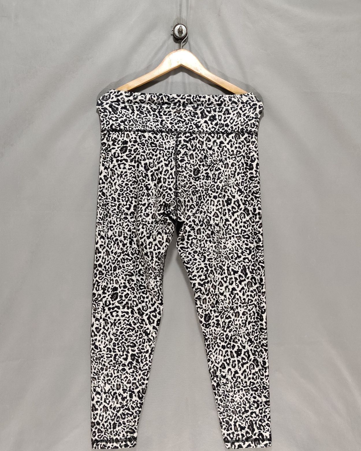 Balance Collection Leopard Print Sport Tights For Women XL