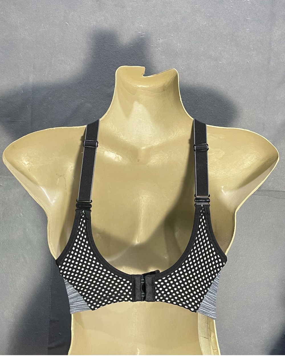 Maidenform Gray Bra For Women M | ThriftHub.pk