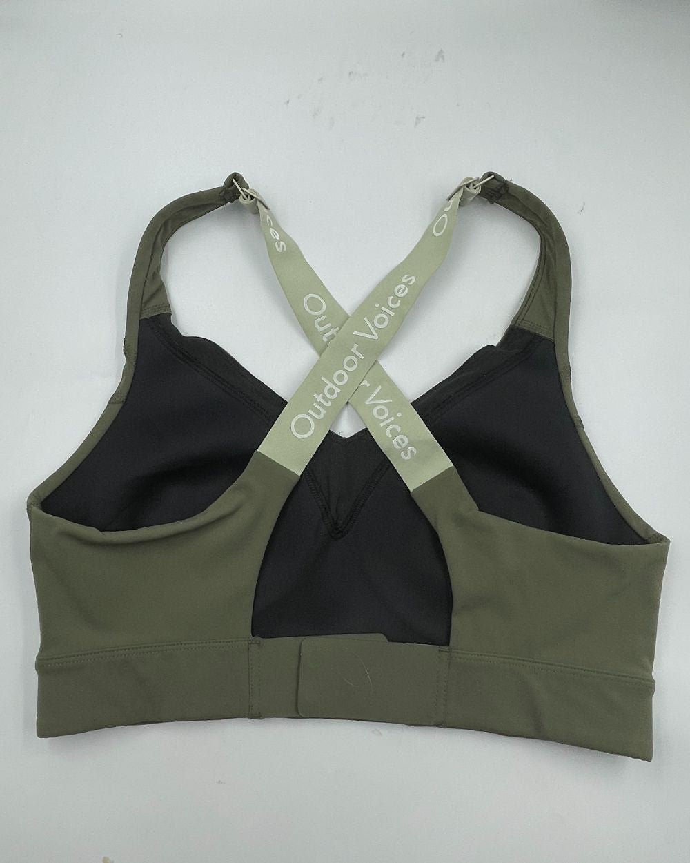 Outdoor Voices Green Pink Sport Bra For Women X Large | ThriftHub.pk