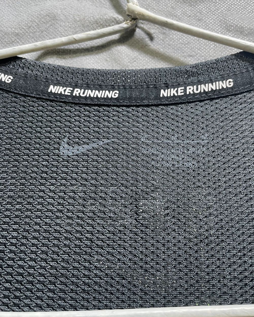 Nike Black Sport T shirt For Women Medium | ThriftHub.pk