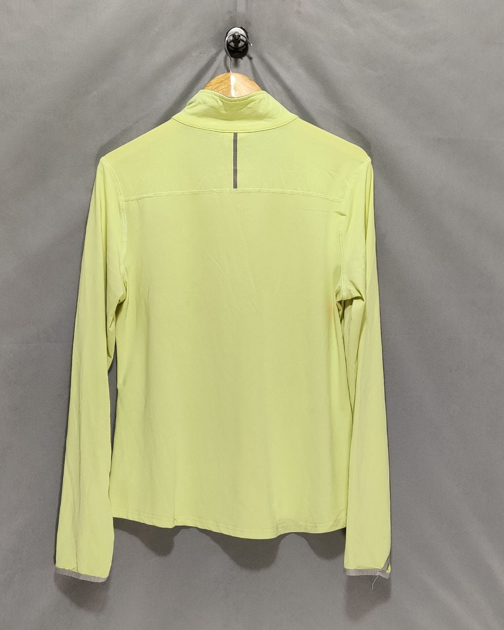 Danskin Green For Women Sport Zippers L