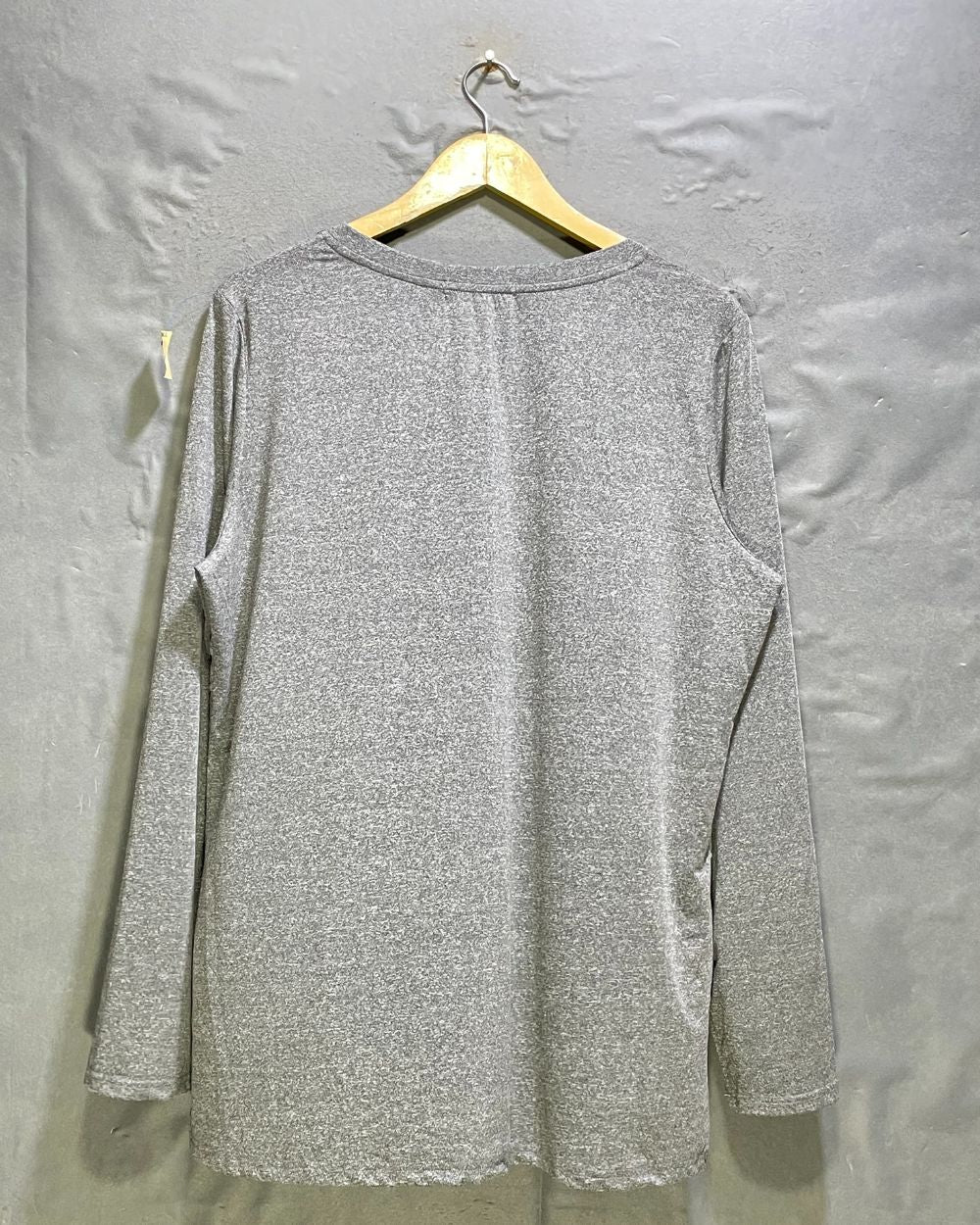 Zhenwei Gray Sport T Shirt For Women XX Large | ThriftHub.pk