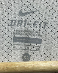 Nike Dri Fit White Sport T shirt For Women XL | ThriftHub.pk