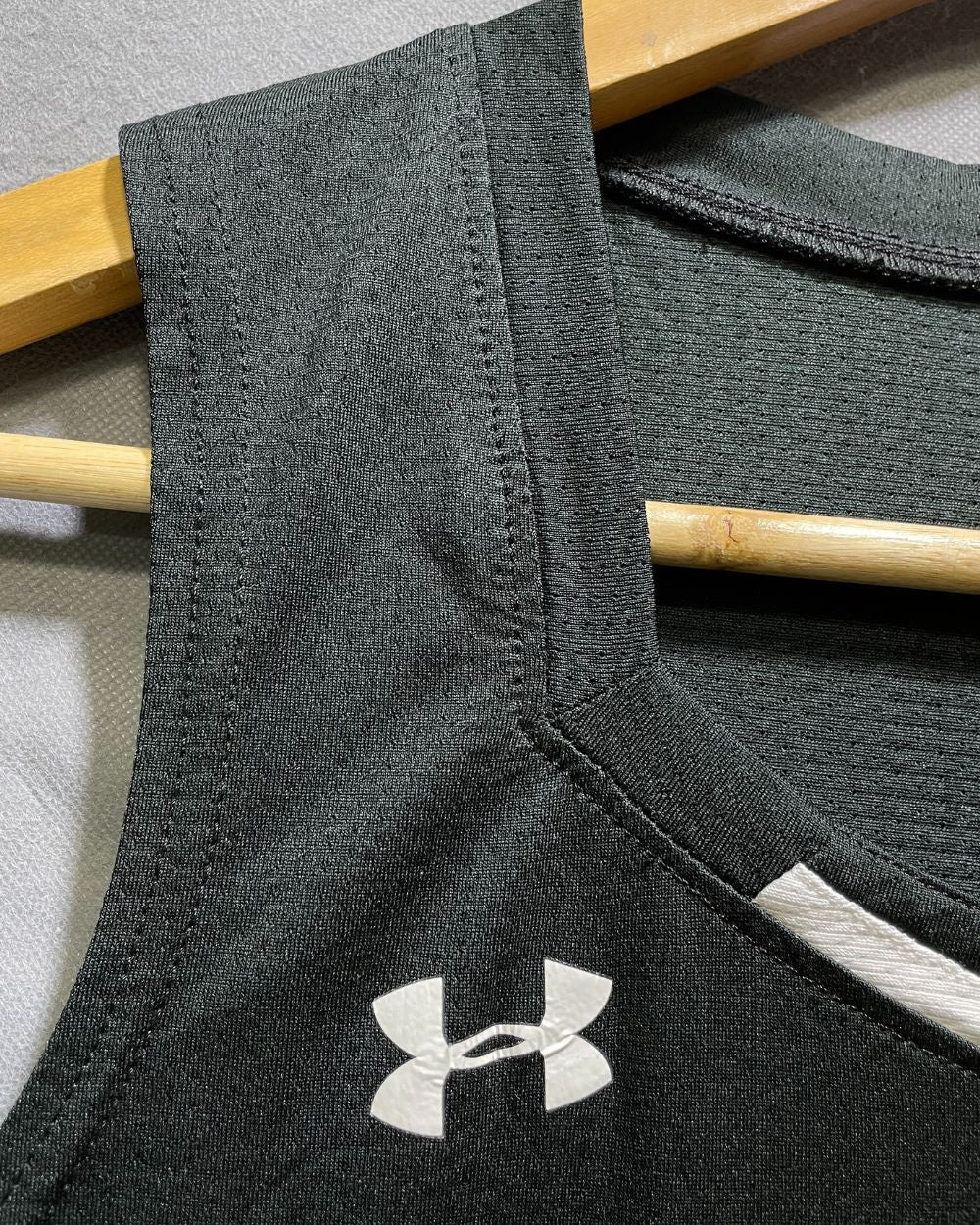 Under Armour White Sport Sando For Women Medium | ThriftHub.pk