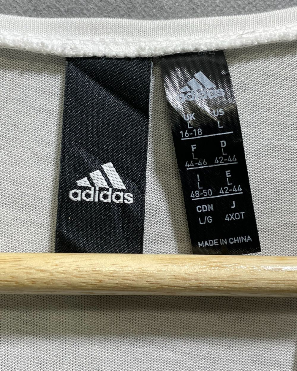 Adidas White Sport Sando For Girls 18 Years | ThriftHub.pk