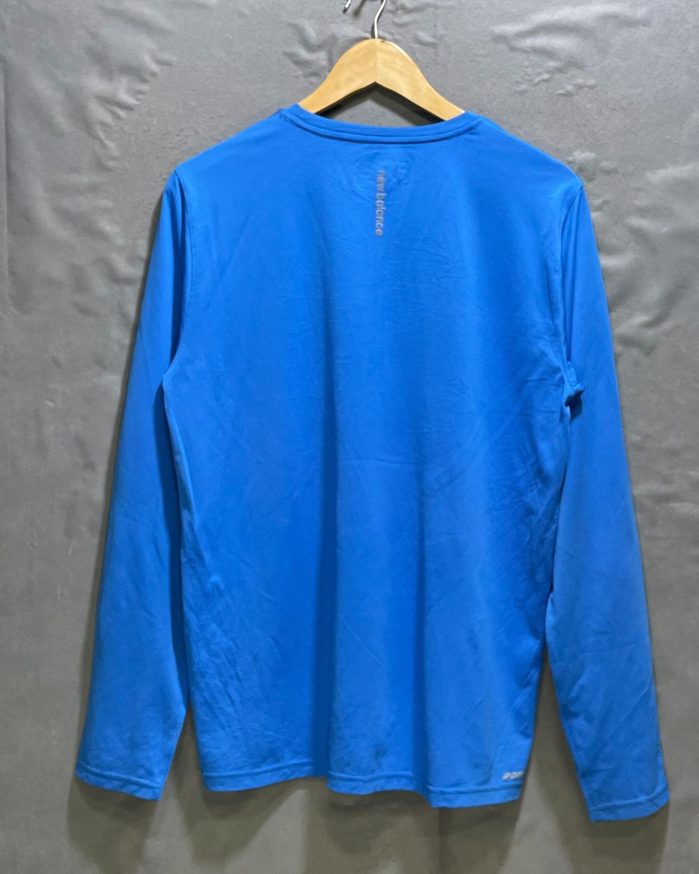 New Balance Blue Sport T shirt For Women Medium | ThriftHub.pk