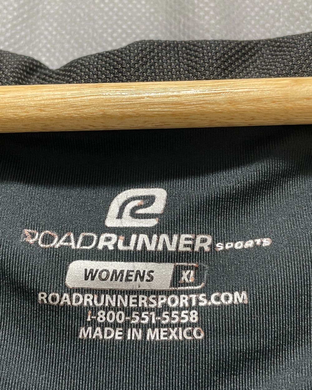 Road Runner Black Sport Gym Tights For Women X Large