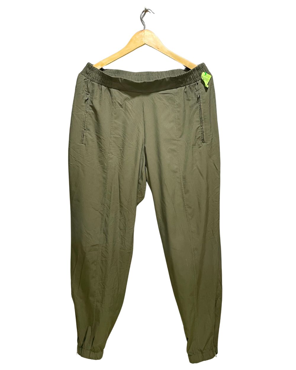 Old Navy Green Parachute Trouser For Women L | ThriftHub.pk