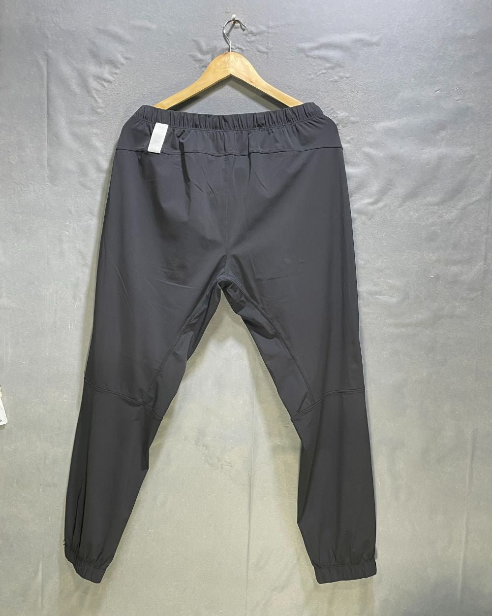 Fabletics Black Sport Trouser For Women L | ThriftHub.pk