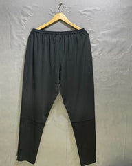 Nike Black Sport Trouser For Women XL | ThriftHub.pk