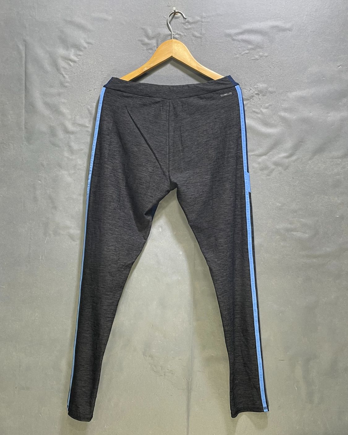 Adidas Gray Sport Tights For Women XL | ThriftHub.pk