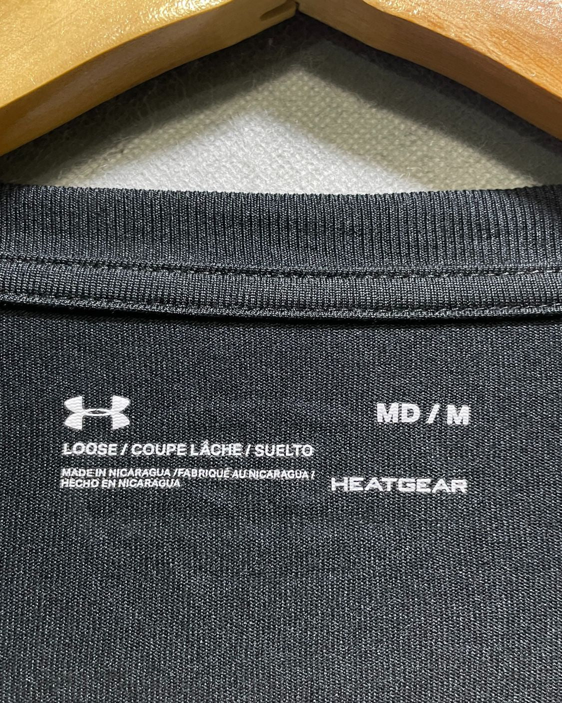 Under Armour Black Sport T shirt For Women M | ThriftHub.pk