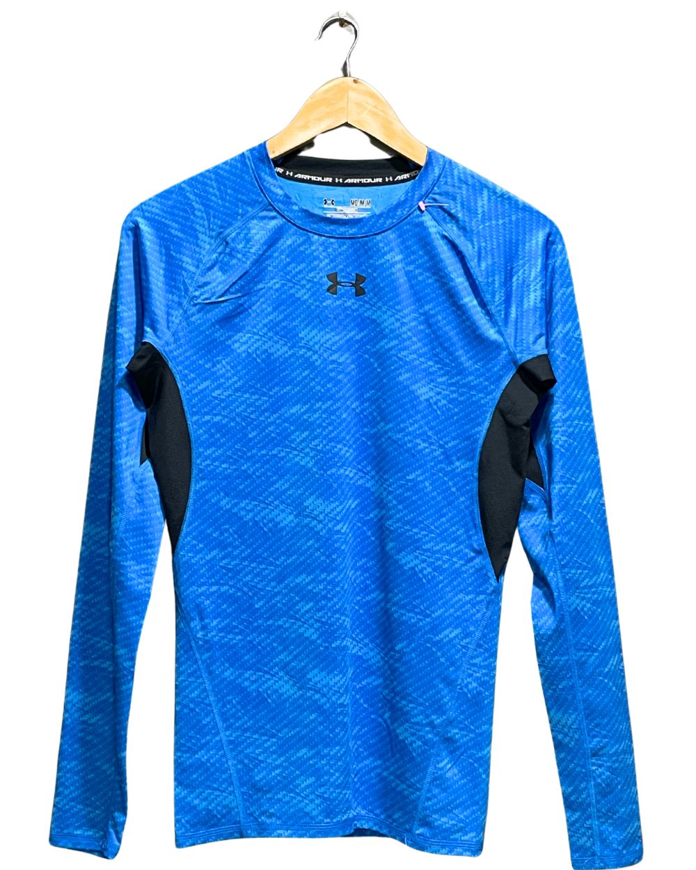 Under Armour Blue Sport T shirt For Women M | ThriftHub.pk