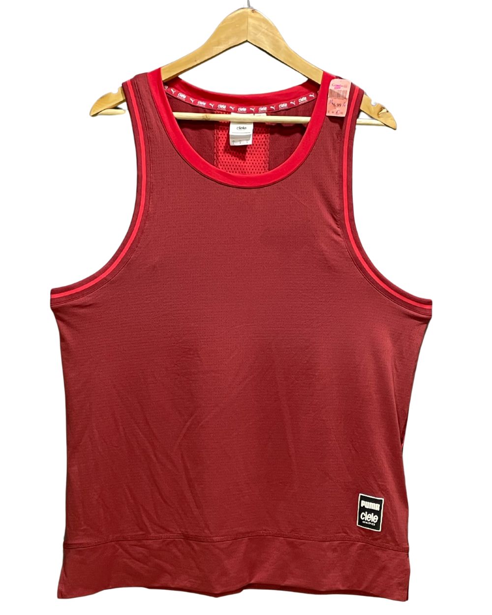 Ciele Red Black Sport T Shirt For Women Large | ThriftHub.pk