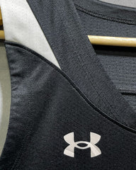 Under Armour Black Sport T Shirt For Women Large | ThriftHub.pk