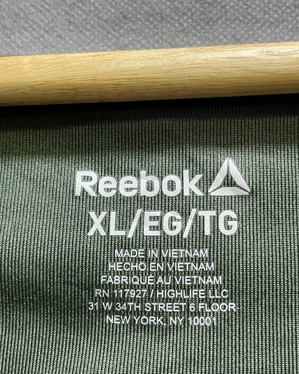 Reebok Green Sport Tights For Women XL | ThriftHub.pk