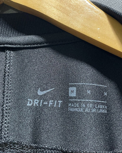 Nike Black Sport T Shirt For Women M | ThriftHub.pk