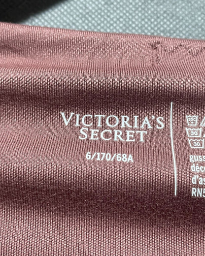 Victoria's Pink Sport Gym Tights For Girls Large | ThriftHub.pk